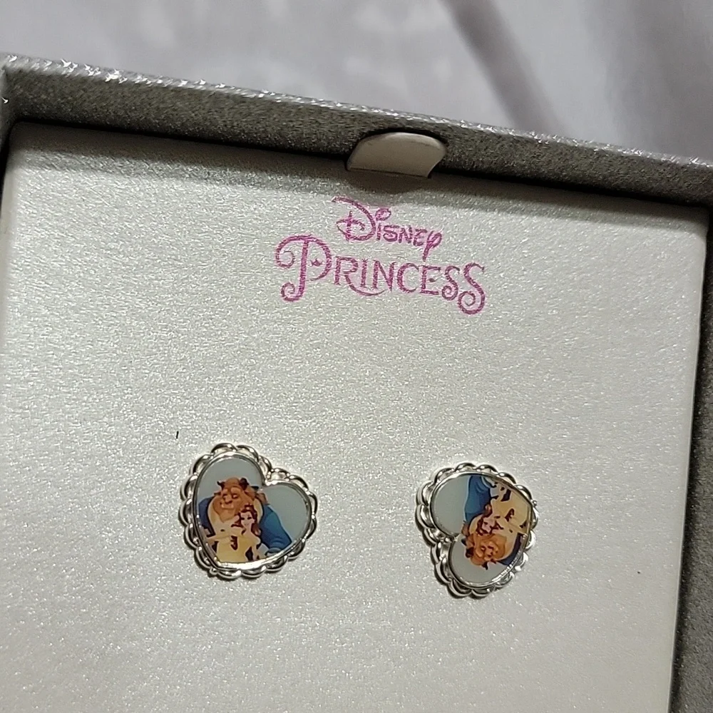 ✨️New Disney Princess Belle Beauty & The Beast Silver Plated Heart Stud Earrings